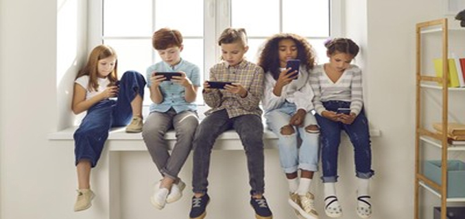 Australia Resmi Larang Anak Di Bawah 16 Tahun Akses Medsos, Pertama Di Dunia