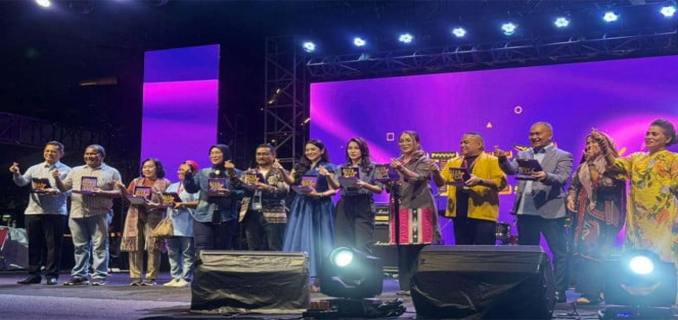 UTIFEST 2025 Guncang Jakarta, Kontroversi Pernikahan Siri, Dan Rangkuman Showbiz Terpopuler