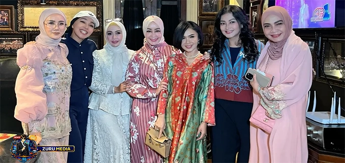 Gaya Mulan Jameela dan Yuni Shara Saat Bukber Artis
